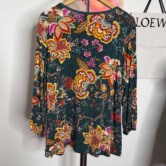 Johnny Was The Janie Favorite Puff Sleeve Knit Tee - Picture 4 of 6